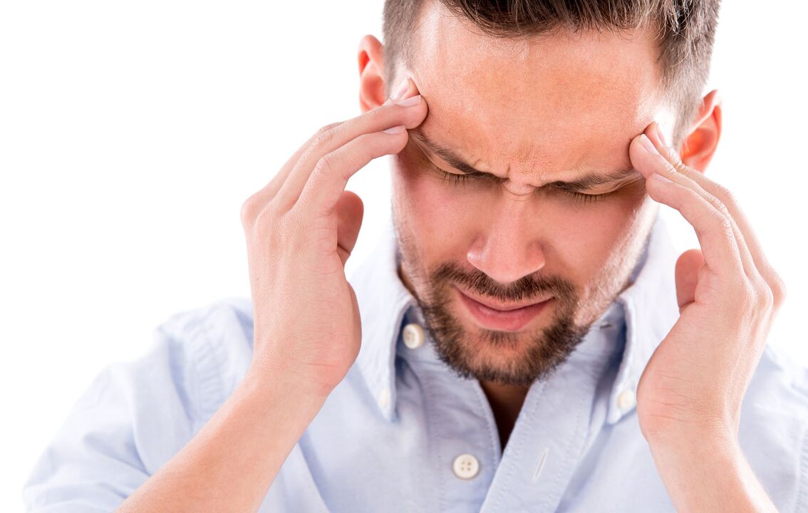 El dolor de cabeza es un efecto secundario de los medicamentos patógenos. 